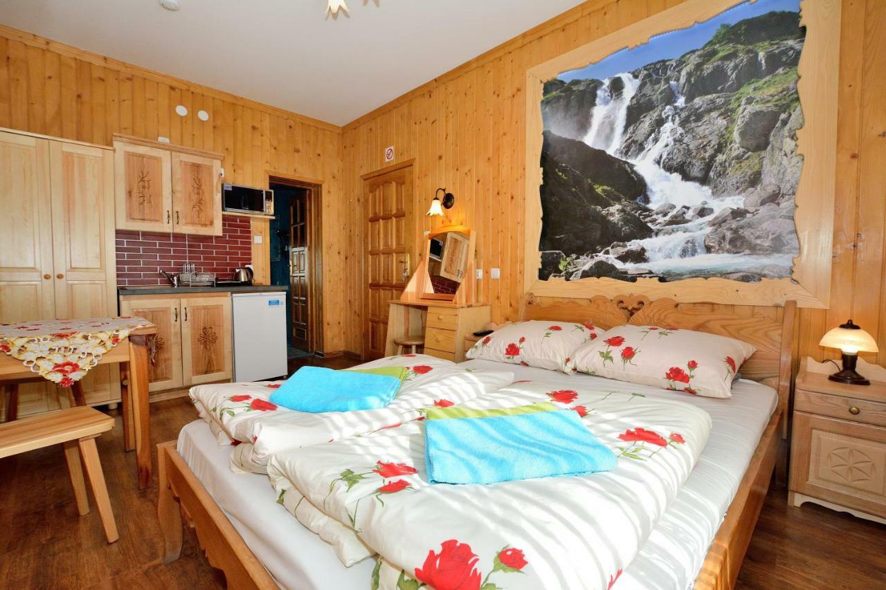 Wesoła Chatka - Krupówki 37a Zakopane Exterior foto